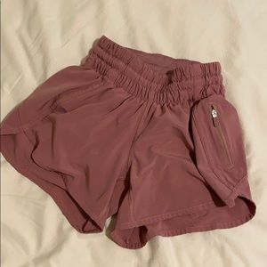 Lululemon tracker shorts